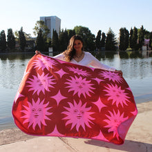 Cargar imagen en el visor de la galería, Manta para picnic soles
